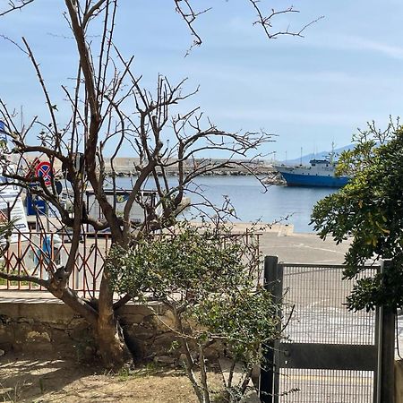 ホテル Depandance Caramare カーラゴノネ エクステリア 写真
